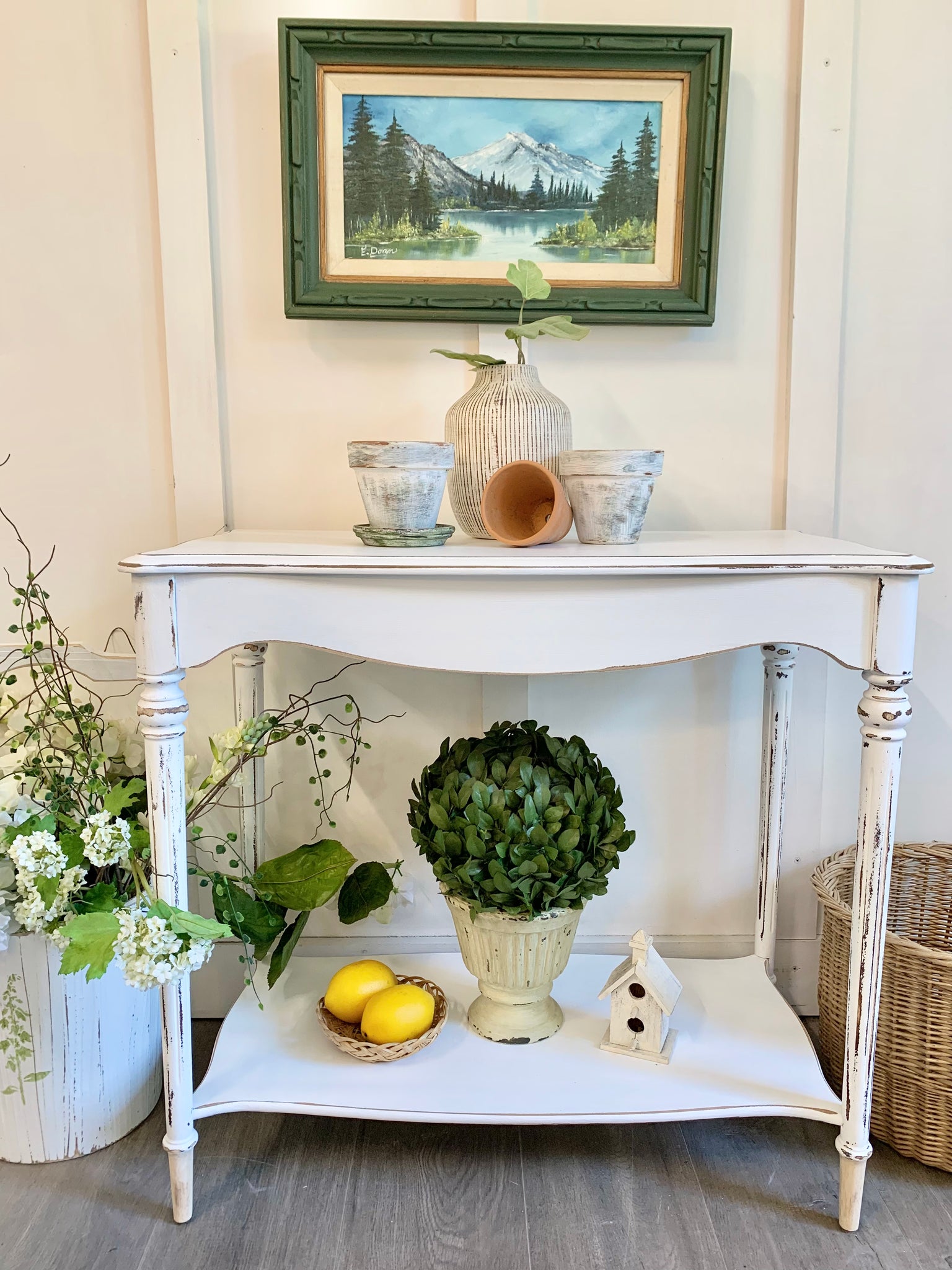 Gazebo White Entry Table