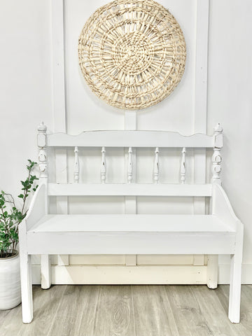 Gazebo white Bench